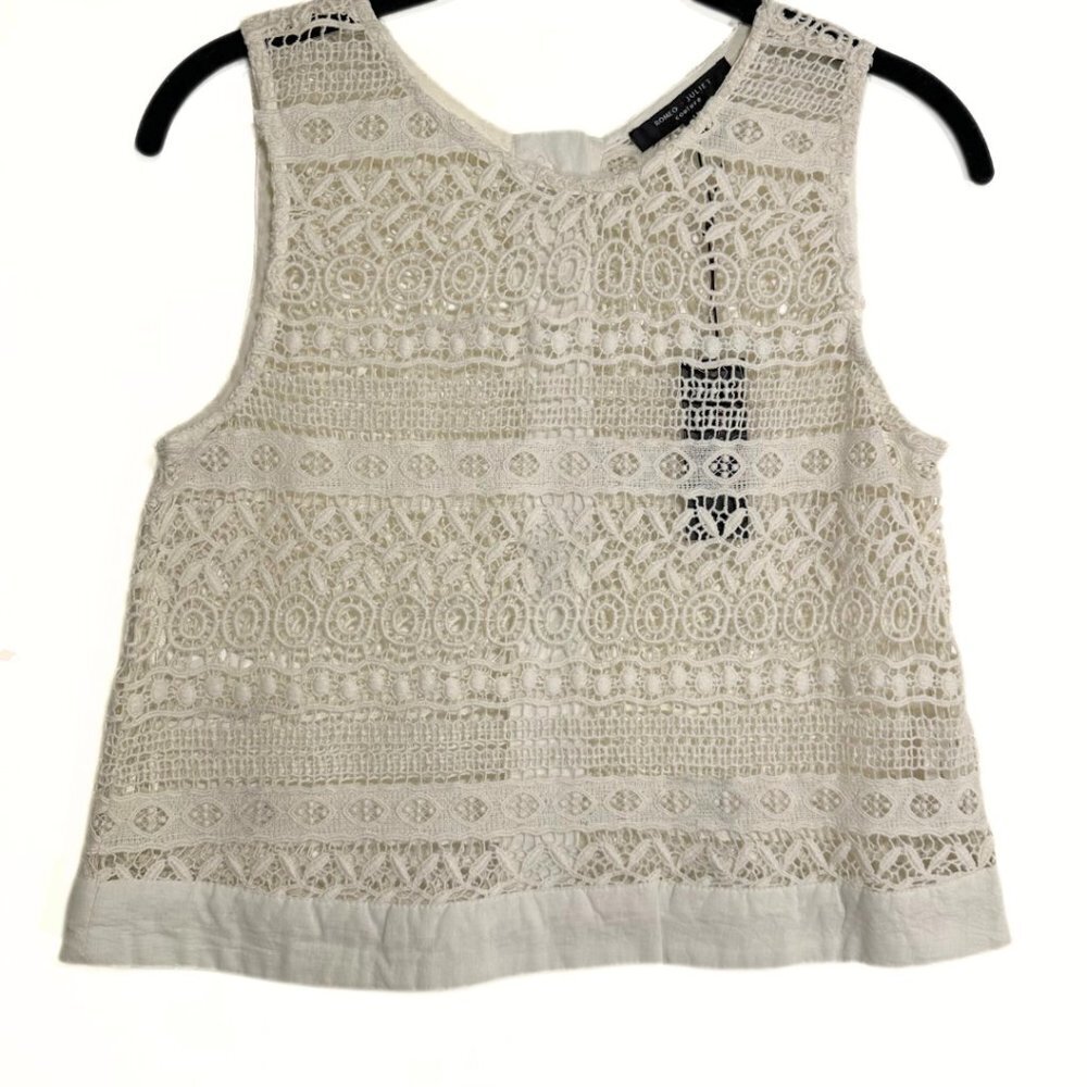Romeo & Juliet Couture Ivory Crochet Lace Tank Top